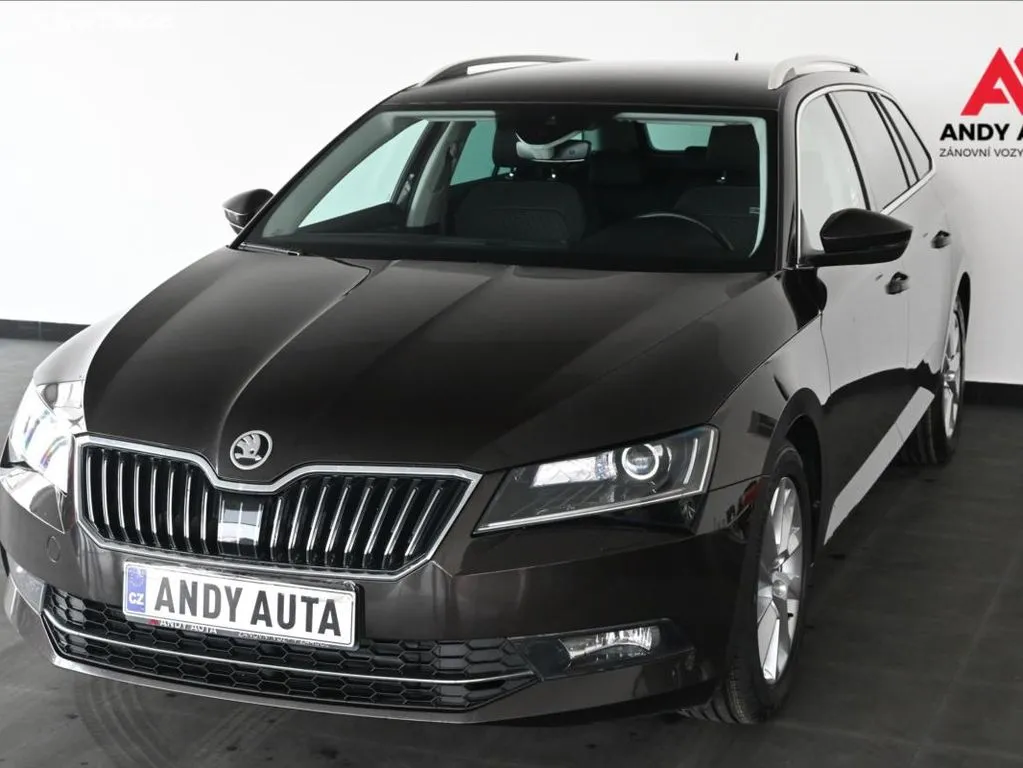 Škoda Superb 2,0 TDI 110kW DSG STYLE Záruka Image 2