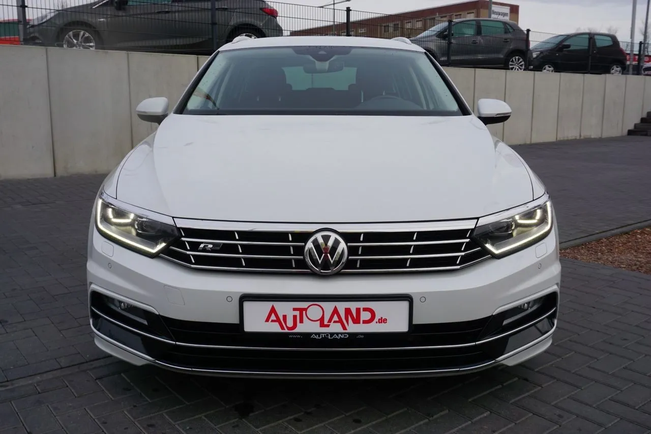 Volkswagen Passat Variant 2.0 TDI R Line DSG...  Image 6