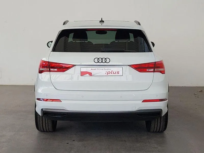 AUDI Q3 35 TFSI S tronic Business Advanced Image 5